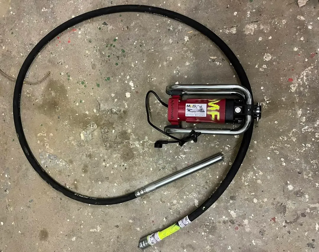 Betonrüttler 2300W mieten