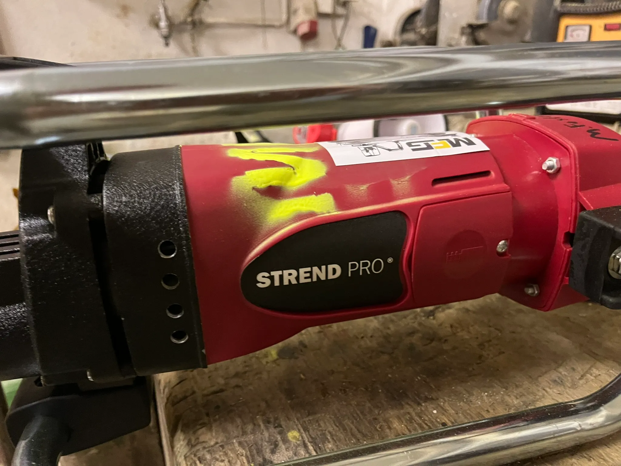 Betonrüttler 2300W mieten